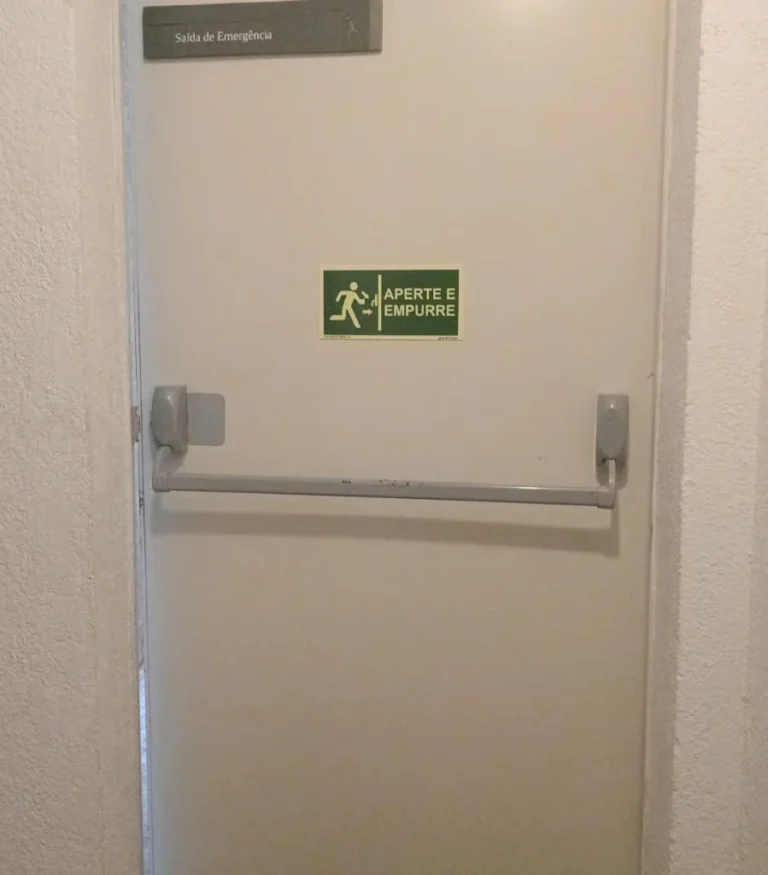 Porta Antipanico em Curitiba
