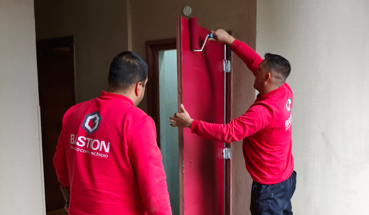 equipe da Bastion em serviço em Curitiba